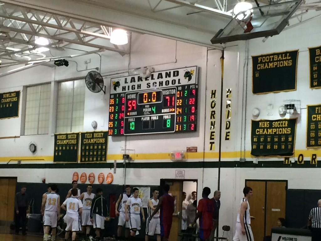 Varsity Boys Beat Lakeland