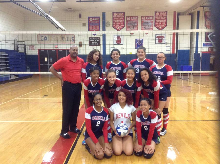 Girls Varsity Volleyball takes a loss against Beacon